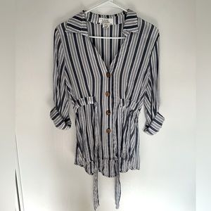 L.i.F.E. Women’s White/Denim Blue Striped Long Sleeve Blouse Size M